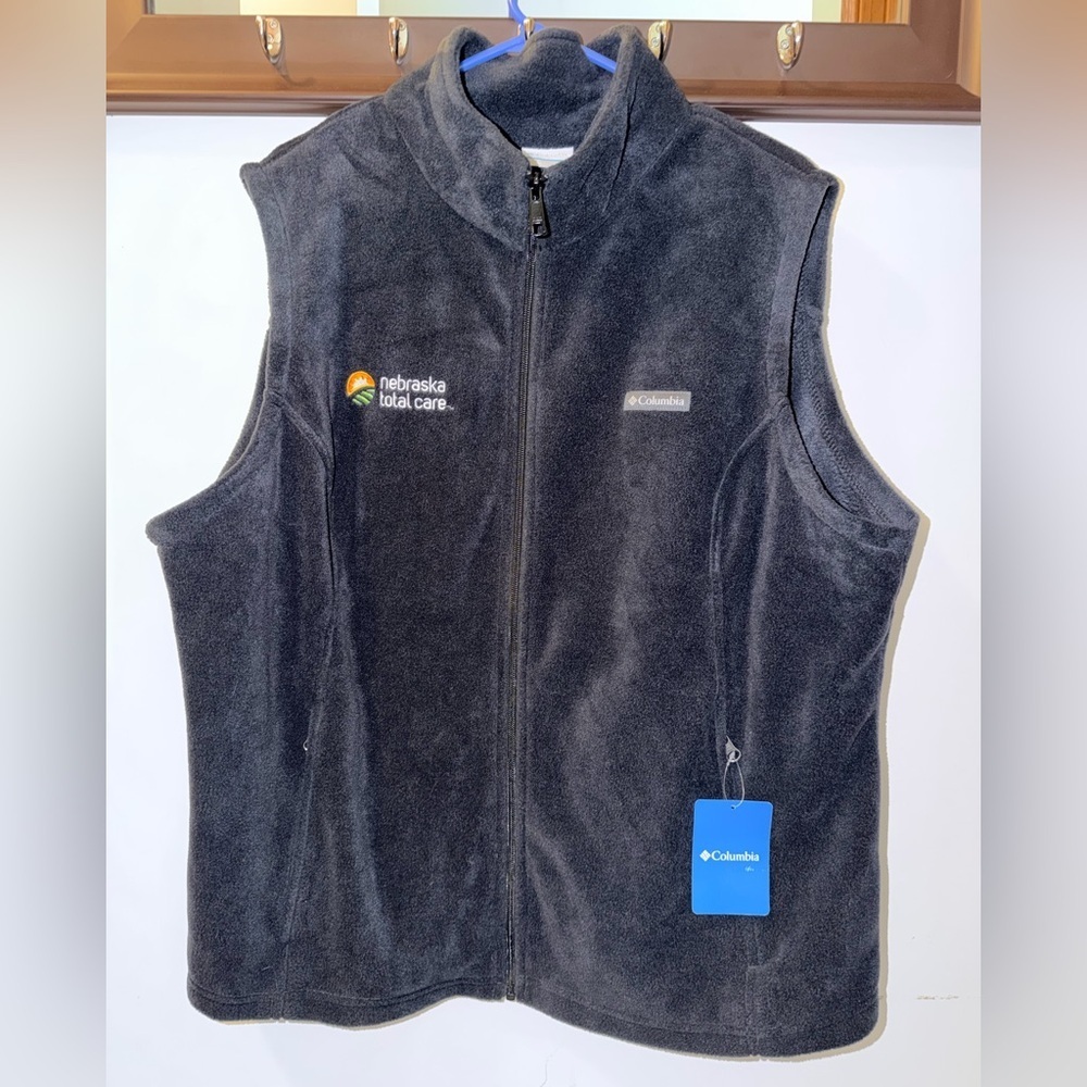 NWT Columbia Women's Black Vest size 2X